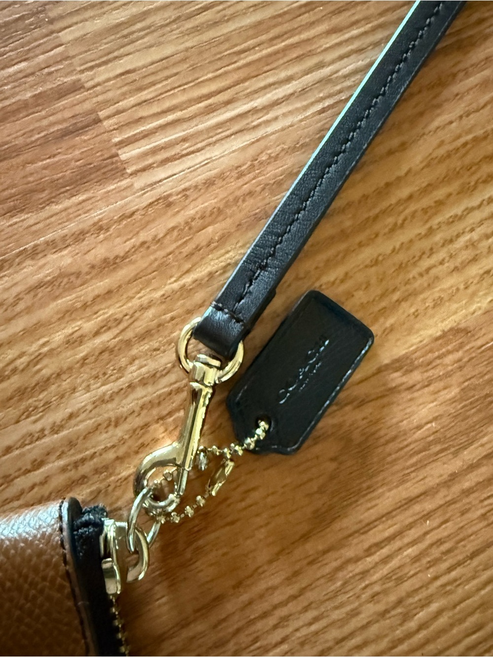 Small Coach Purse - Picture 4 of 8